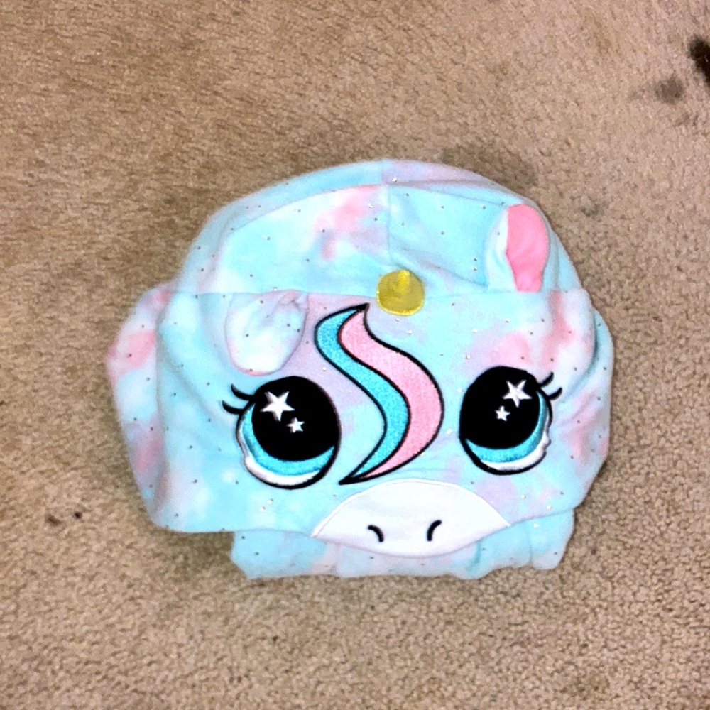 Adorable unicorn sparkly onesy! cute for all kids